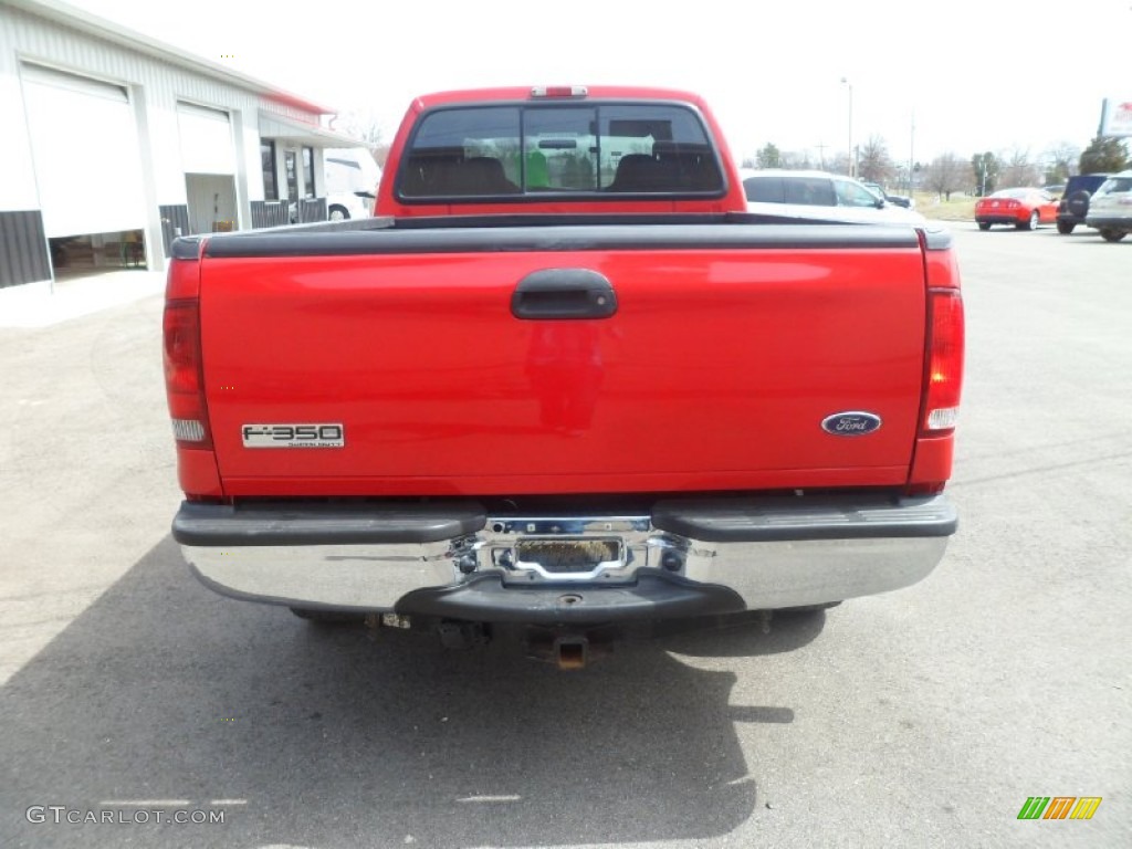 2006 F350 Super Duty XLT Crew Cab 4x4 - Red Clearcoat / Dark Flint photo #4