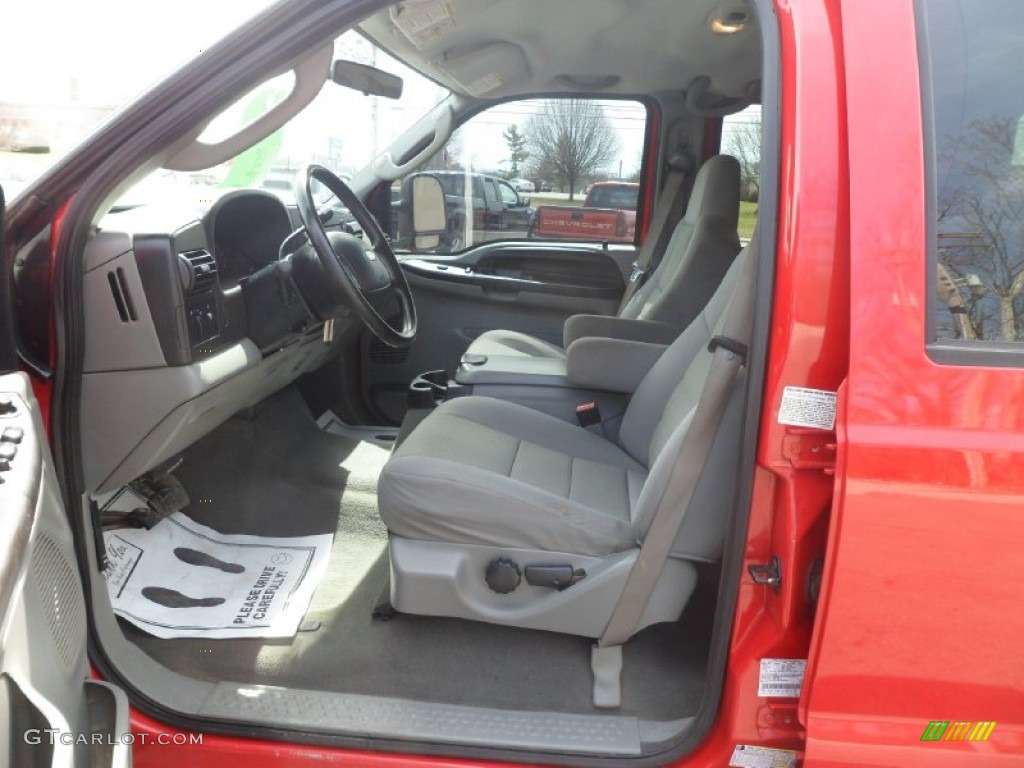 2006 F350 Super Duty XLT Crew Cab 4x4 - Red Clearcoat / Dark Flint photo #25