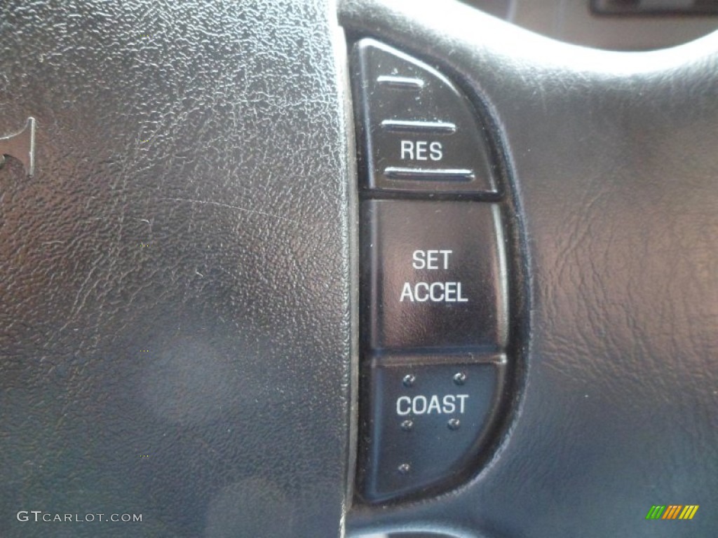 2006 F350 Super Duty XLT Crew Cab 4x4 - Red Clearcoat / Dark Flint photo #32