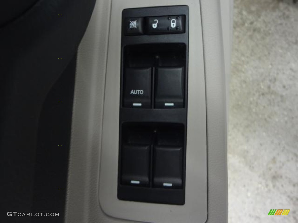 2007 Magnum SXT - Steel Blue Metallic / Dark Slate Gray/Light Graystone photo #22