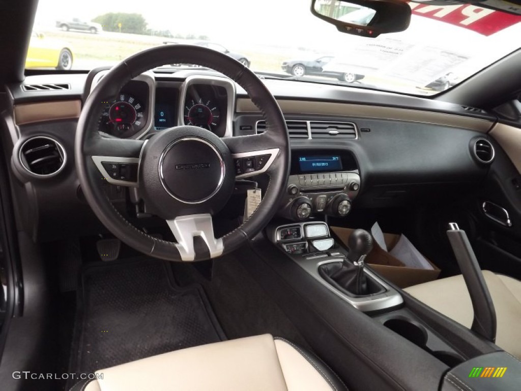 Beige Interior 2011 Chevrolet Camaro LT/RS Convertible Photo #79324655