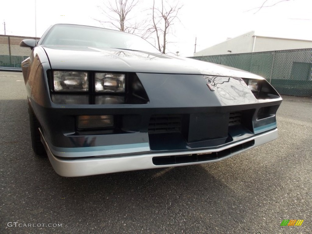 1982 Camaro Z28 Coupe - Dark Blue / Silver/Gray photo #10