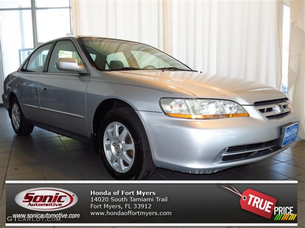 2002 Accord SE Sedan - Satin Silver Metallic / Quartz Gray photo #1