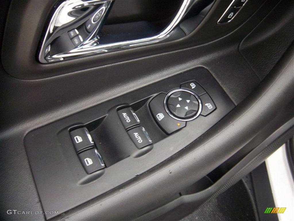 2013 Taurus Limited - White Platinum Tri-Coat / Charcoal Black photo #11