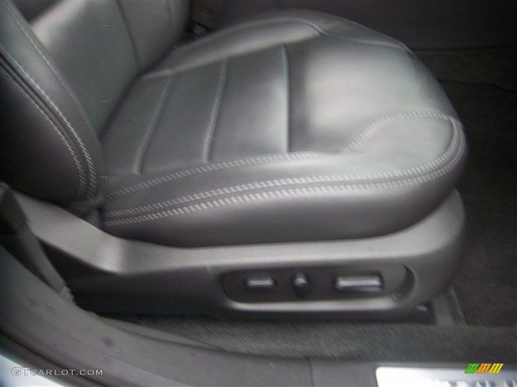 2013 Taurus Limited - White Platinum Tri-Coat / Charcoal Black photo #20