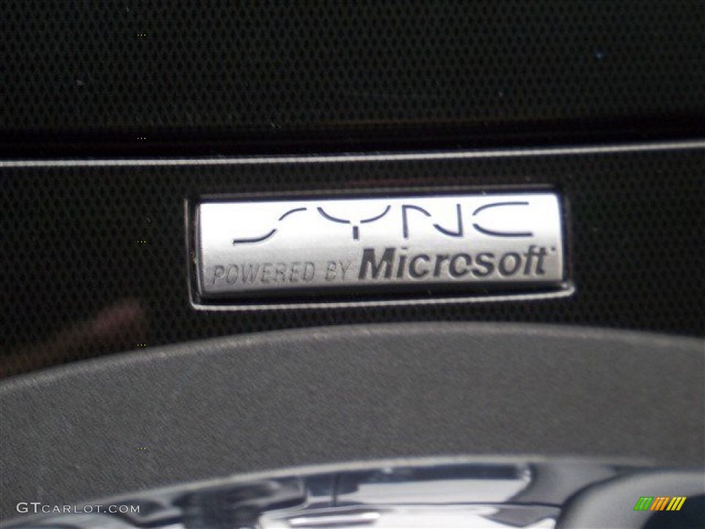 2013 Taurus Limited - White Platinum Tri-Coat / Charcoal Black photo #27