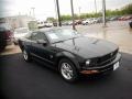 Black - Mustang V6 Coupe Photo No. 3