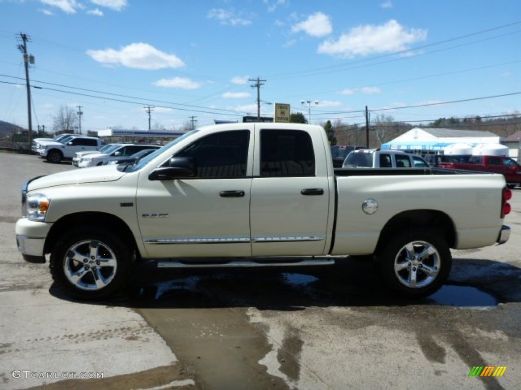 2008 Ram 1500 Big Horn Edition Quad Cab 4x4 - Cool Vanilla White / Medium Slate Gray photo #2