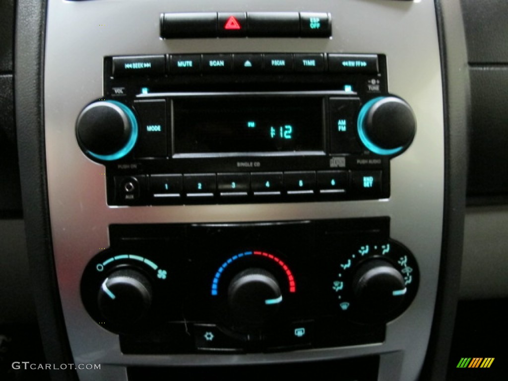 2007 Dodge Charger SXT Controls Photo #79331165
