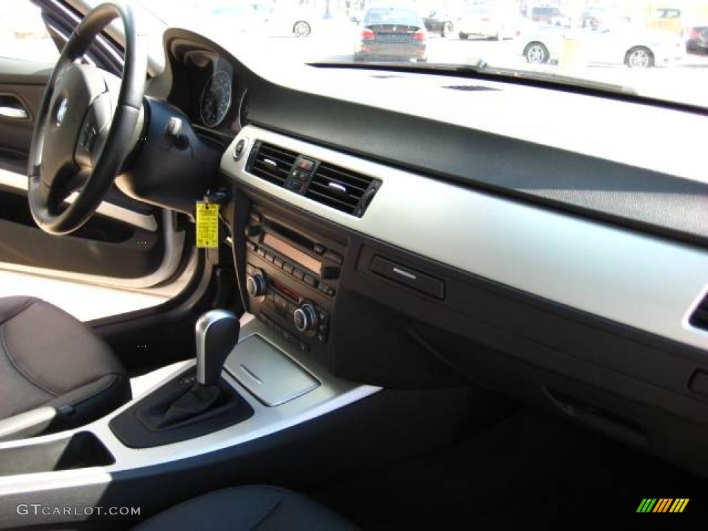 2007 3 Series 328xi Sedan - Titanium Silver Metallic / Black Dakota Leather photo #18