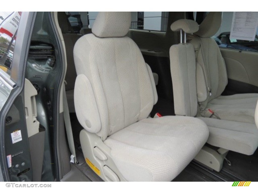 2011 Sienna LE - Cypress Green Pearl / Light Gray photo #14