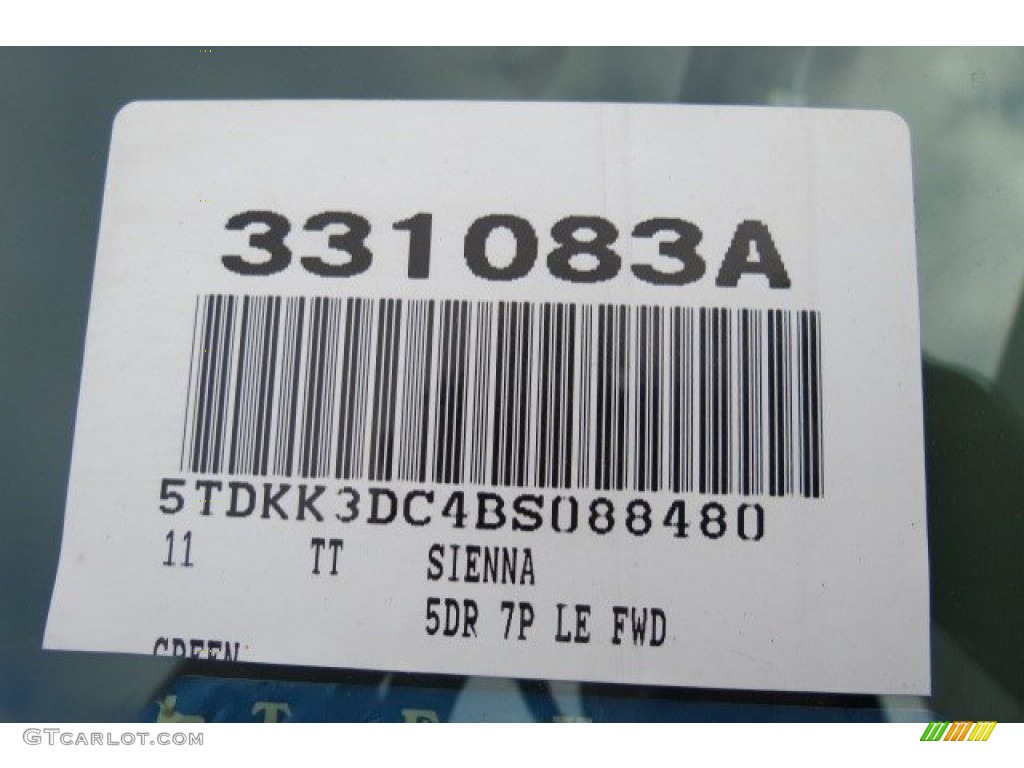 2011 Sienna LE - Cypress Green Pearl / Light Gray photo #18