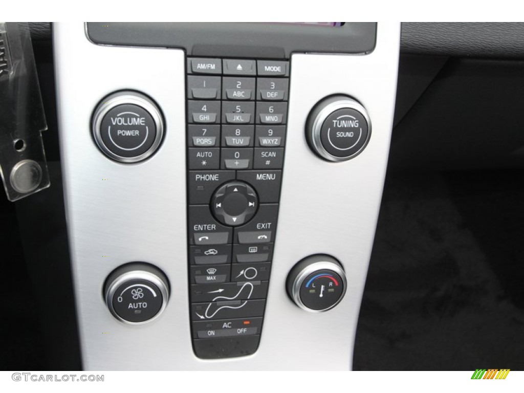 2013 Volvo C70 T5 Controls Photo #79335856