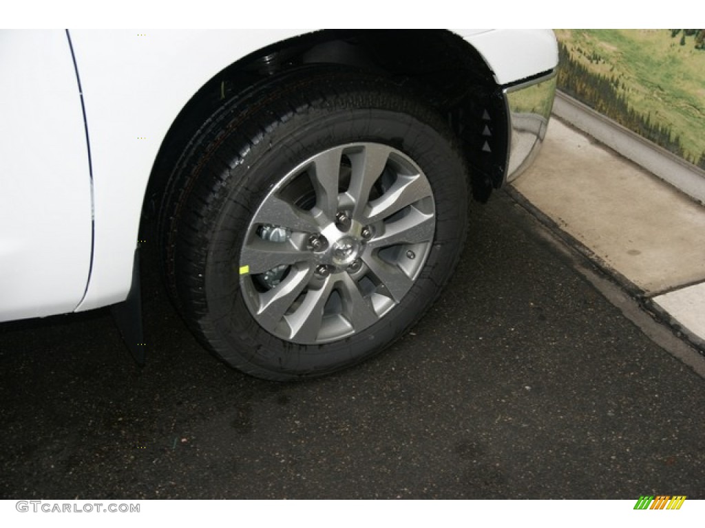 2013 Tundra Platinum CrewMax 4x4 - Super White / Graphite photo #9