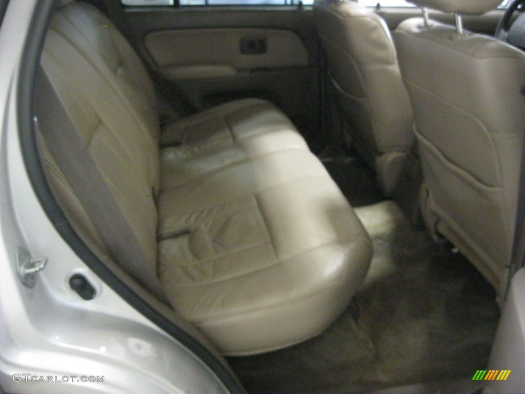 1996 4Runner Limited 4x4 - Desert Dune Metallic / Beige photo #28