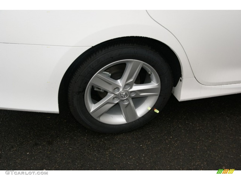 2013 Camry SE - Super White / Black photo #9