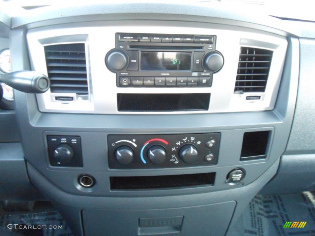 2007 Ram 1500 Big Horn Edition Quad Cab 4x4 - Bright Silver Metallic / Medium Slate Gray photo #12