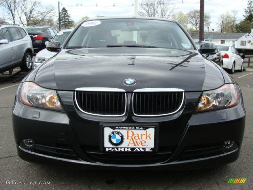 2007 3 Series 328xi Sedan - Jet Black / Black photo #3