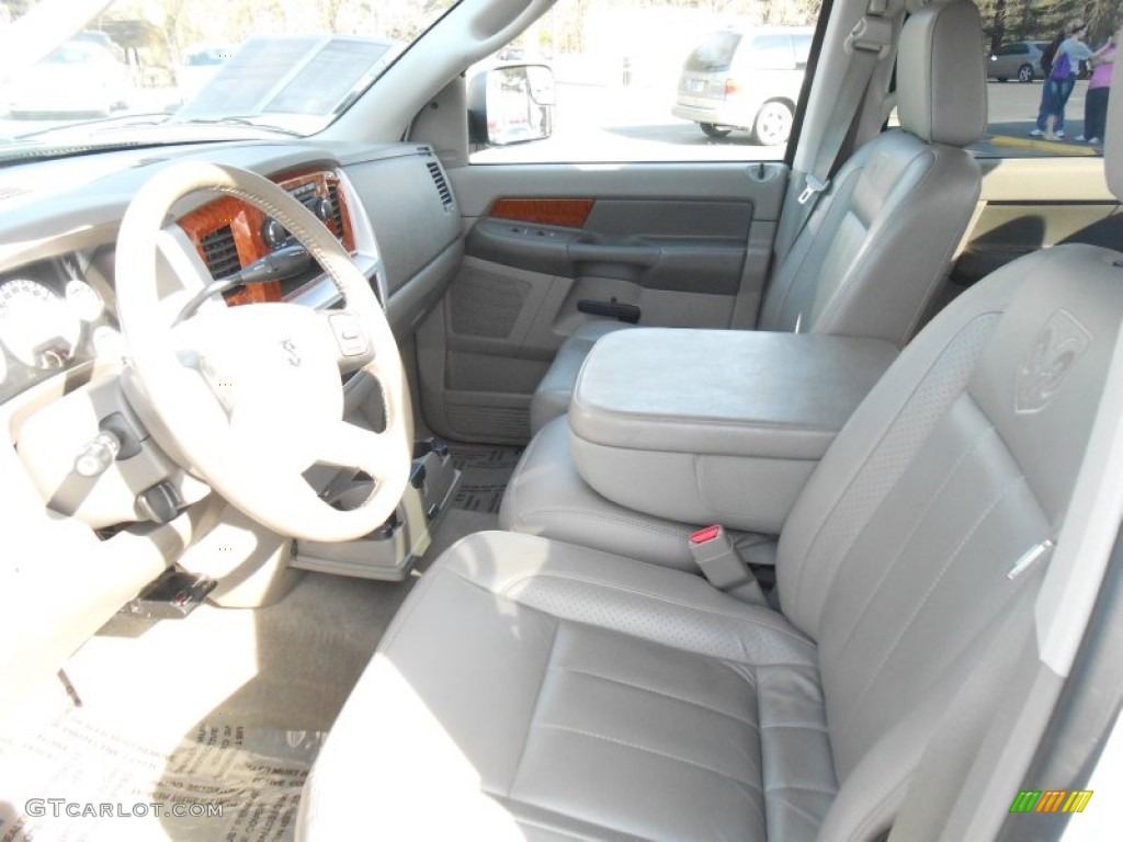 2007 Ram 3500 Laramie Quad Cab 4x4 - Bright White / Khaki photo #12