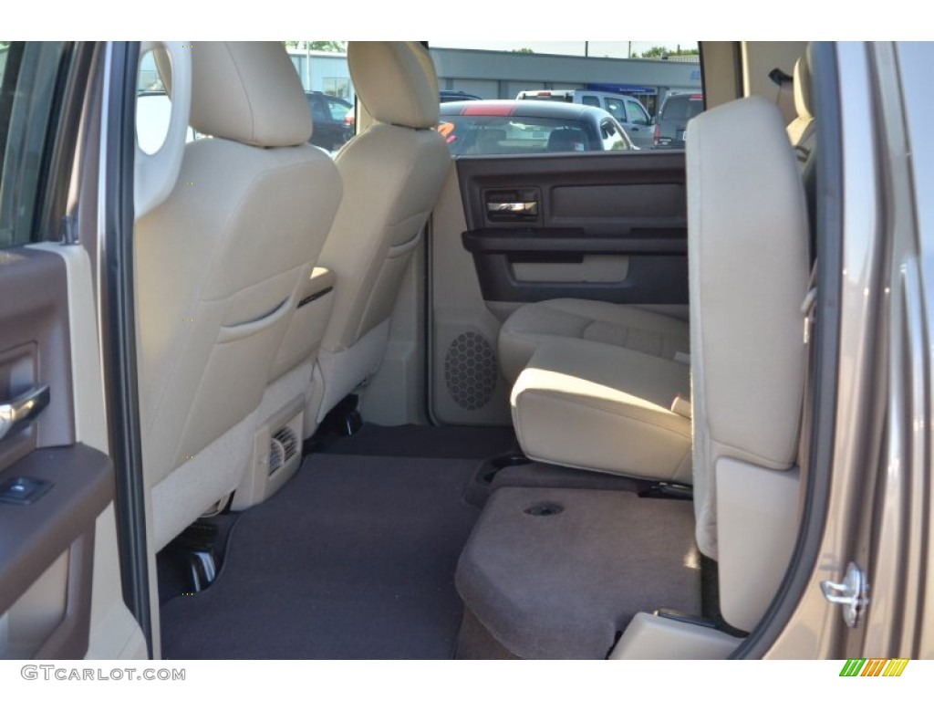 2010 Ram 2500 Big Horn Edition Crew Cab - Austin Tan Pearl / Light Pebble Beige/Bark Brown photo #18