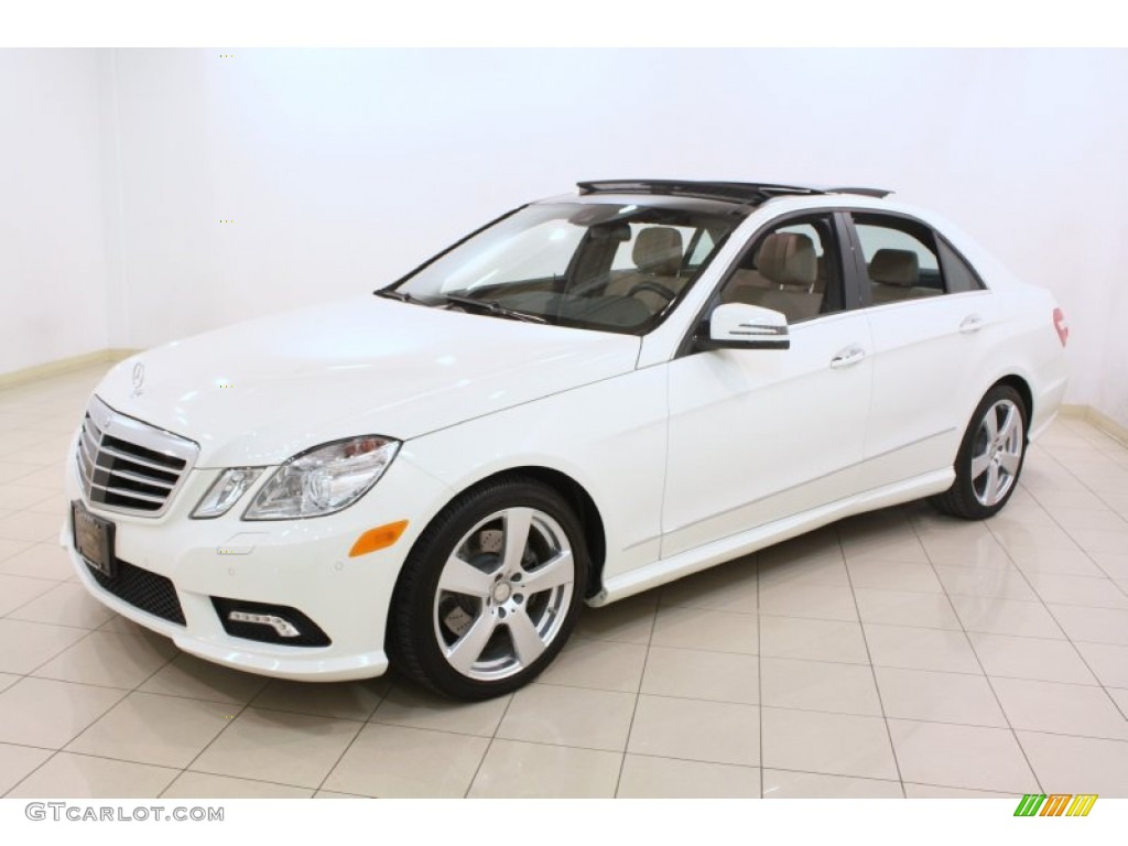2010 E 350 4Matic Sedan - Arctic White / Almond Beige photo #3