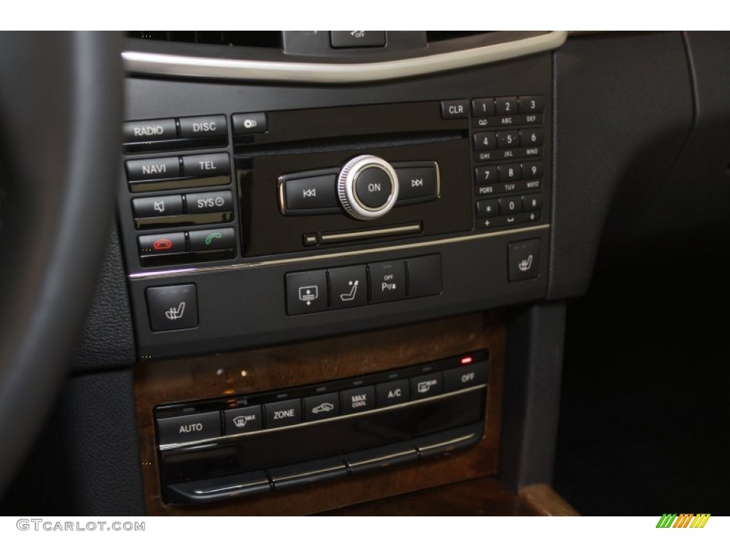 2010 E 350 4Matic Sedan - Arctic White / Almond Beige photo #14