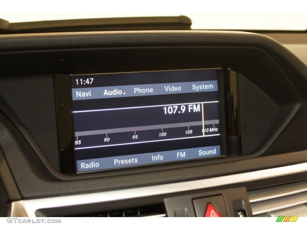 2010 E 350 4Matic Sedan - Arctic White / Almond Beige photo #17