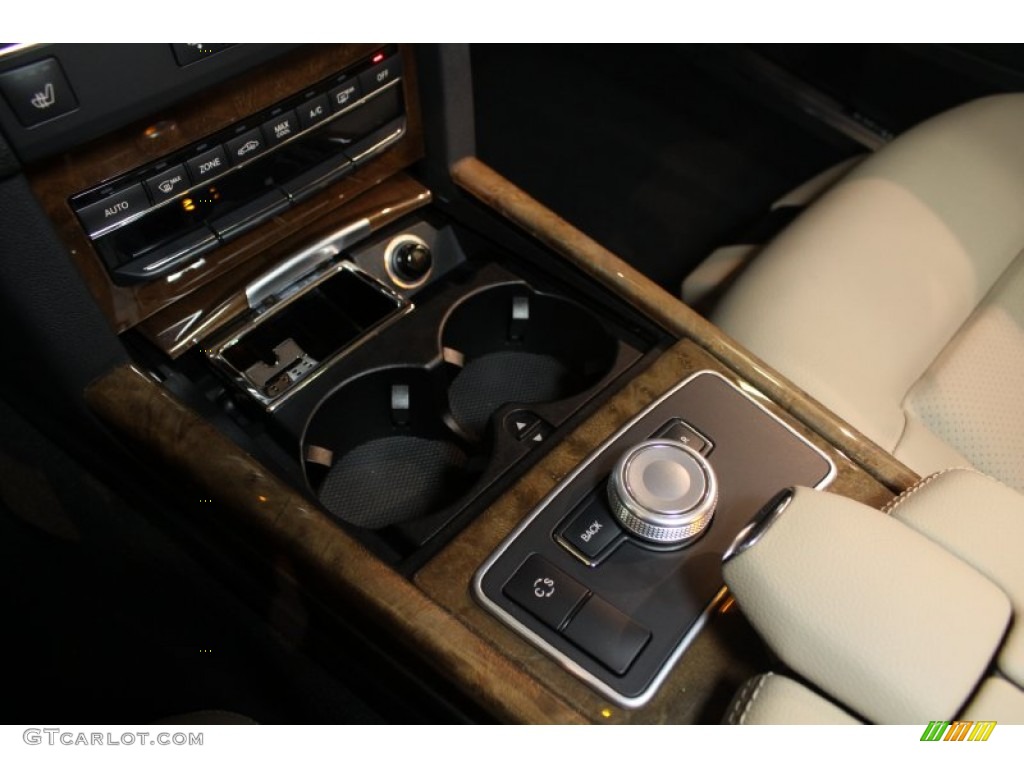 2010 E 350 4Matic Sedan - Arctic White / Almond Beige photo #25