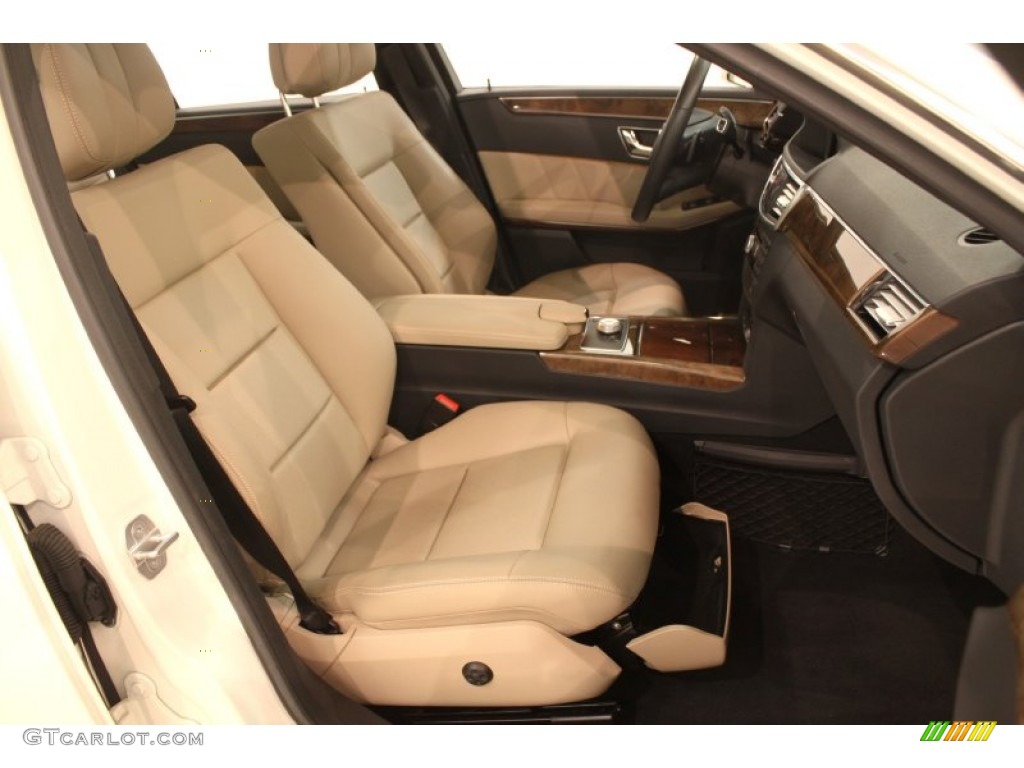 2010 E 350 4Matic Sedan - Arctic White / Almond Beige photo #28