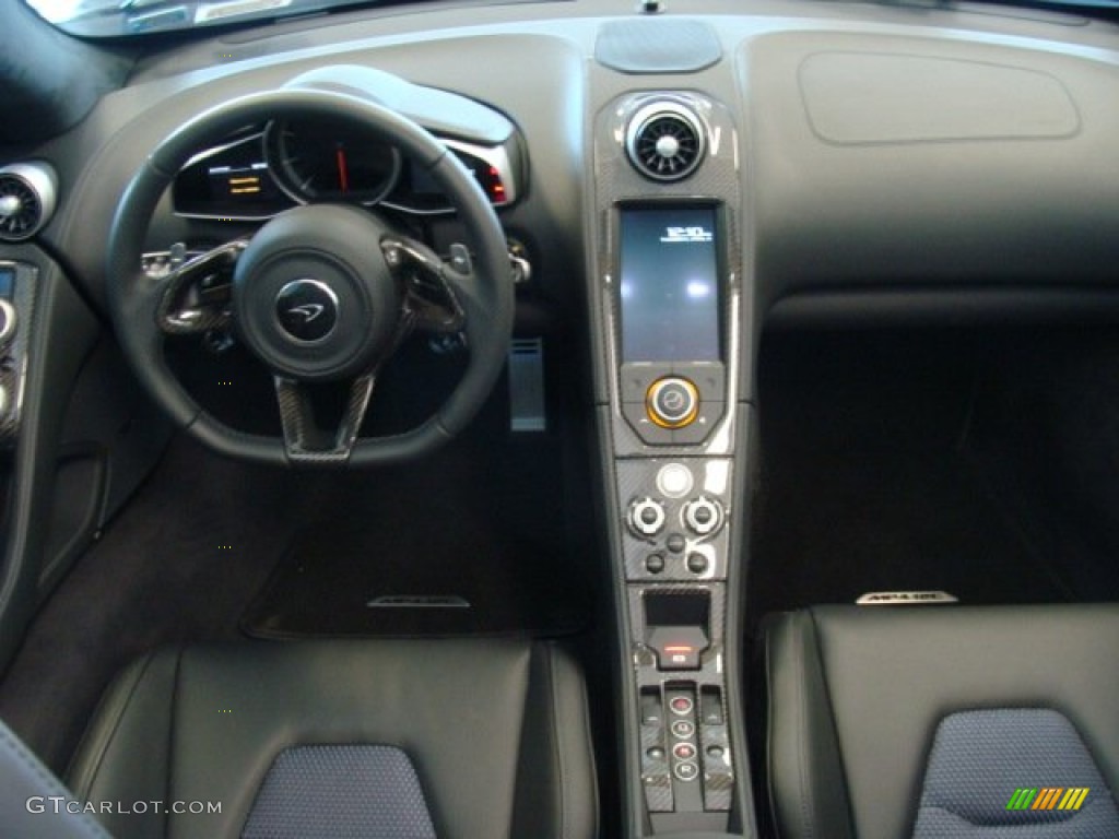 2013 McLaren MP4-12C 12C Spider Dashboard Photos