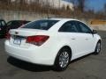 Summit White - Cruze LS Photo No. 4