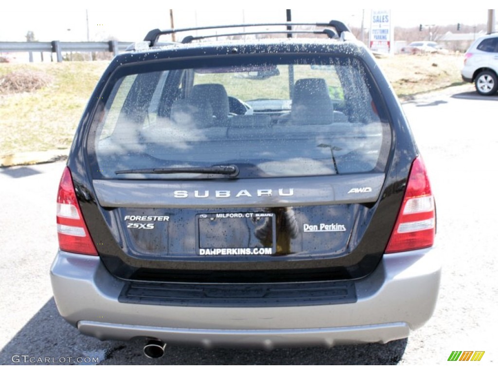 2004 Forester 2.5 XS - Java Black Pearl / Gray photo #7