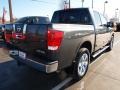 Smoke Metallic - Titan SE Crew Cab 4x4 Photo No. 3