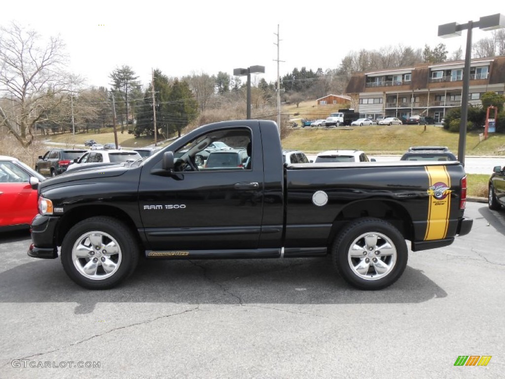 2004 Ram 1500 Rumble Bee Regular Cab 4x4 - Black / Dark Slate Gray/Yellow Accents photo #4