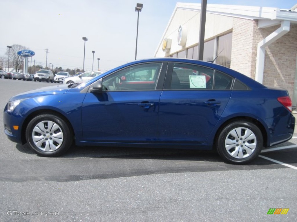 2013 Cruze LS - Blue Topaz Metallic / Jet Black/Medium Titanium photo #2