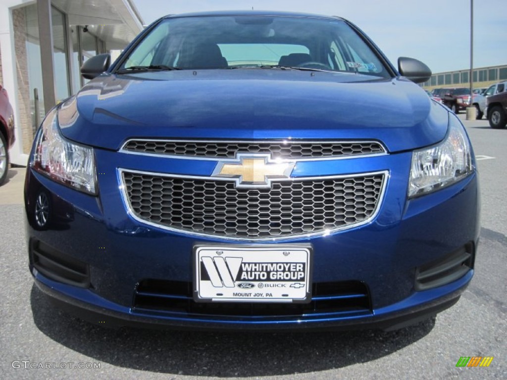 2013 Cruze LS - Blue Topaz Metallic / Jet Black/Medium Titanium photo #4