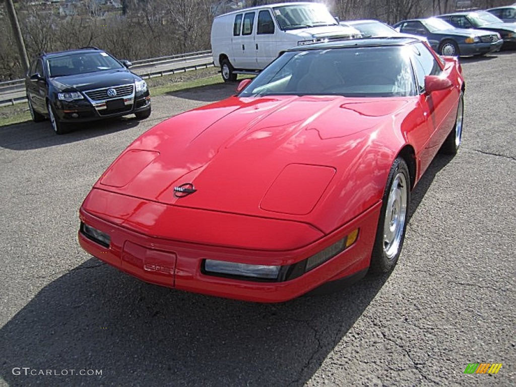 Torch Red 1995 Chevrolet Corvette Coupe Exterior Photo #79353247