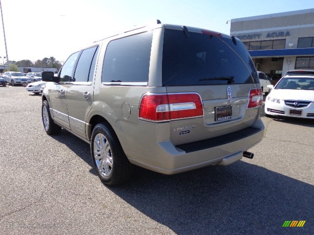 2008 Navigator Luxury - Light French Silk Metallic / Camel/Sand Piping photo #4