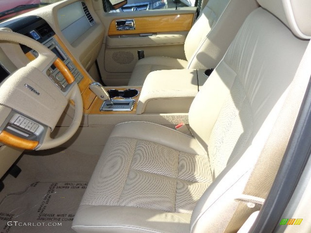 2008 Navigator Luxury - Light French Silk Metallic / Camel/Sand Piping photo #11