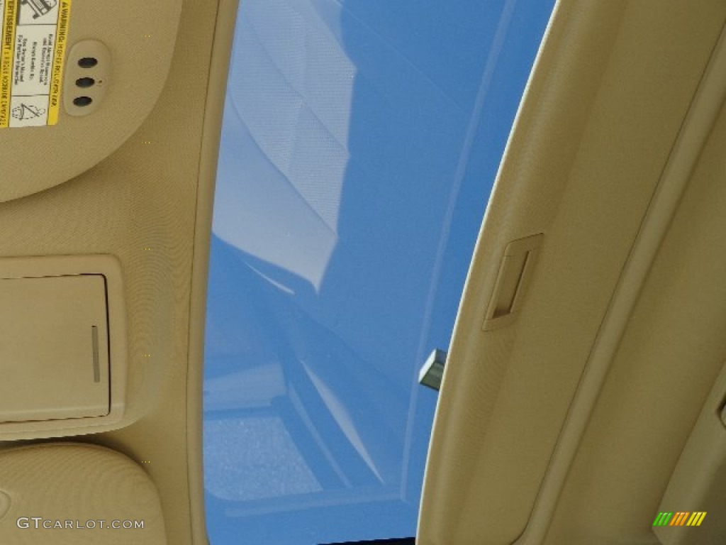 2008 Navigator Luxury - Light French Silk Metallic / Camel/Sand Piping photo #20