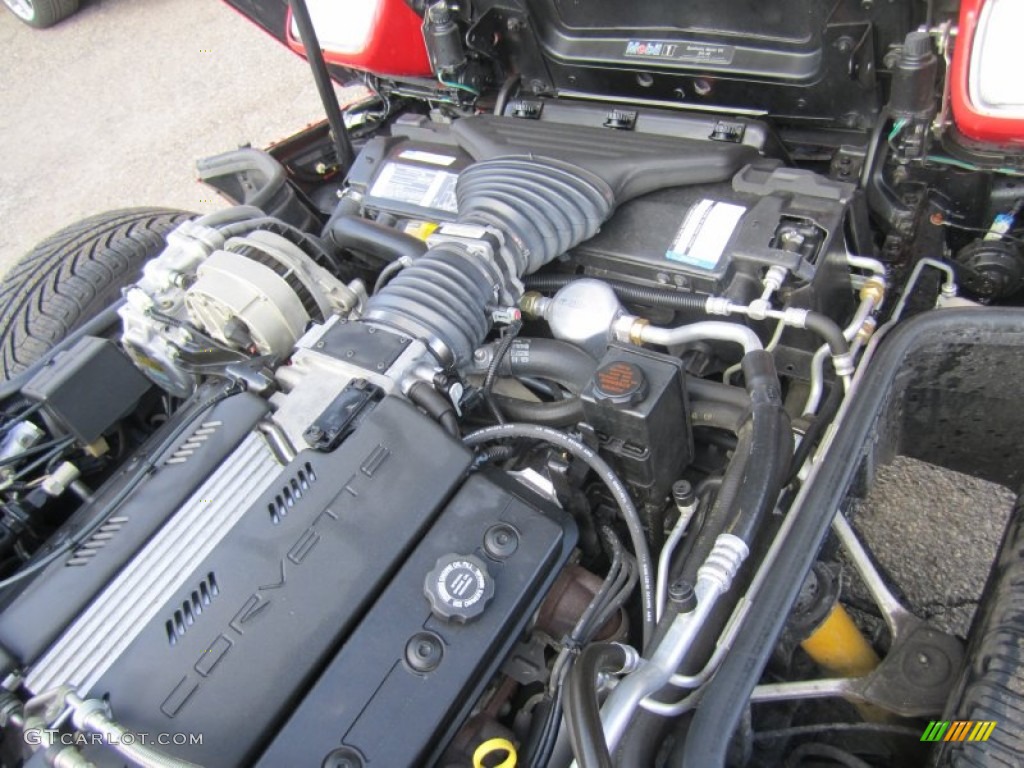 1995 Chevrolet Corvette Coupe 5.7 Liter OHV 16-Valve LT1 V8 Engine Photo #79353709