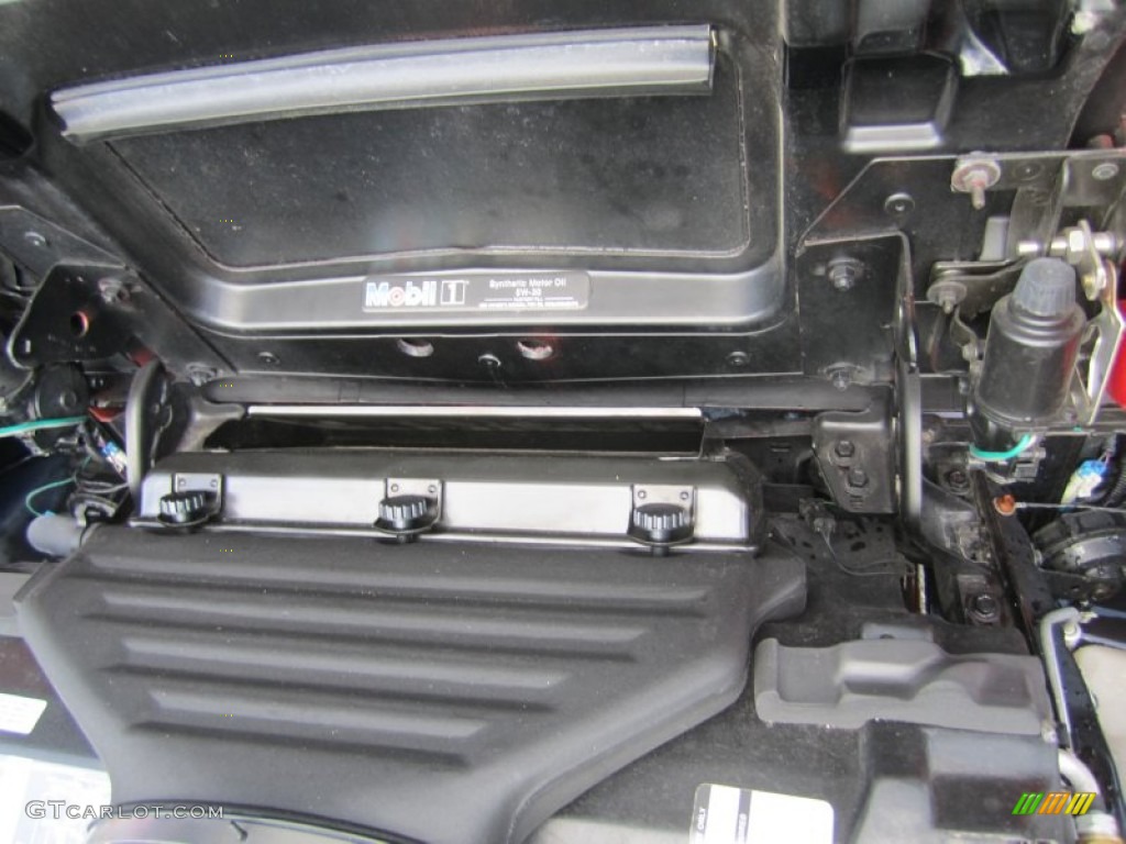 1995 Chevrolet Corvette Coupe 5.7 Liter OHV 16-Valve LT1 V8 Engine Photo #79353721