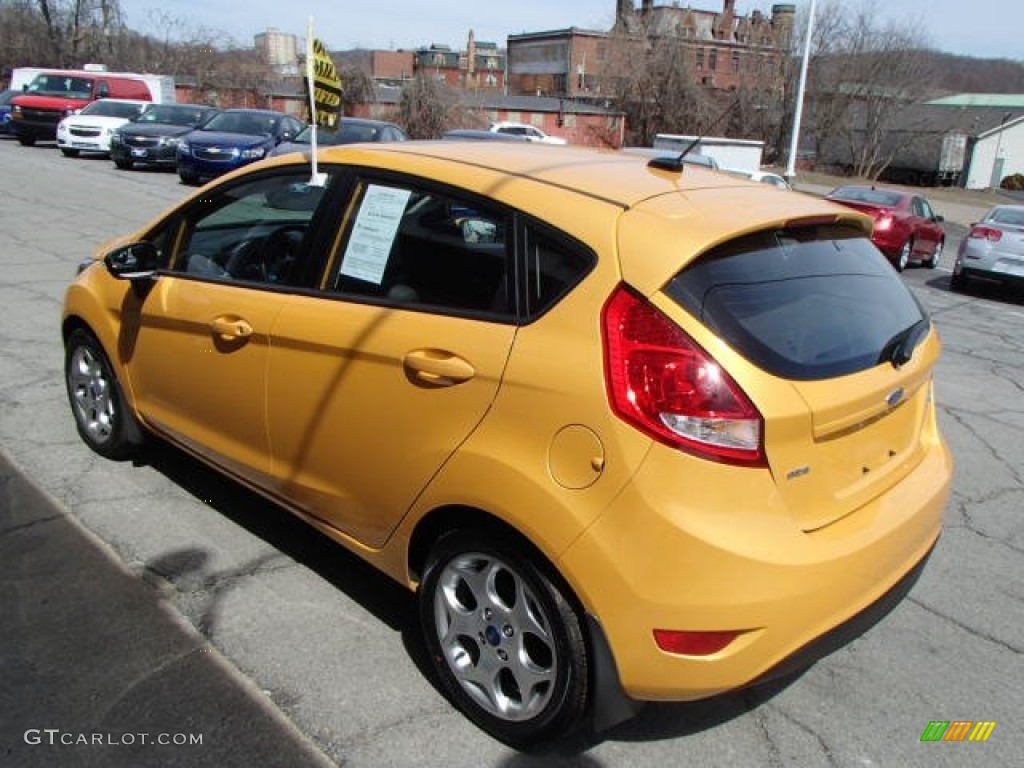 2012 Fiesta SES Hatchback - Yellow Blaze Metallic Tri-coat / Charcoal Black photo #6