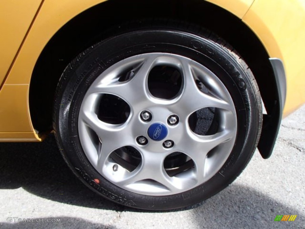 2012 Ford Fiesta SES Hatchback Wheel Photo #79362058