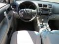2013 Classic Silver Metallic Toyota Highlander   photo #5