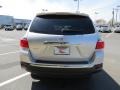 2013 Classic Silver Metallic Toyota Highlander   photo #18