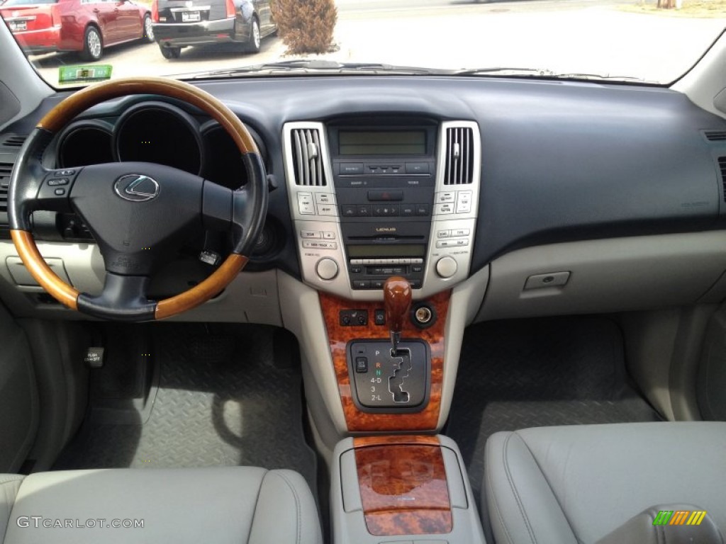 2004 Lexus RX 330 AWD Light Gray Dashboard Photo #79364551