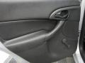 CD Silver Metallic - Focus LX Sedan Photo No. 10