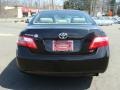 Black - Camry LE Photo No. 5