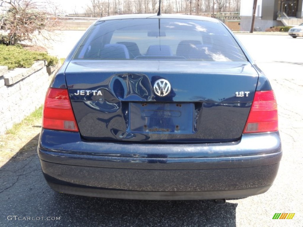 2002 Jetta GLS 1.8T Sedan - Galactic Blue Pearl / Grey photo #5